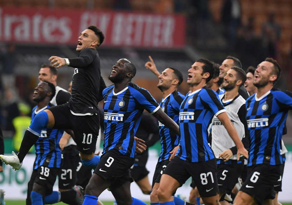 什么是牛牛中的“位置优势”？最后一位看牌玩家的心理博弈空间。（末位看牌的优势：解析牛牛中的位置与心理博弈）