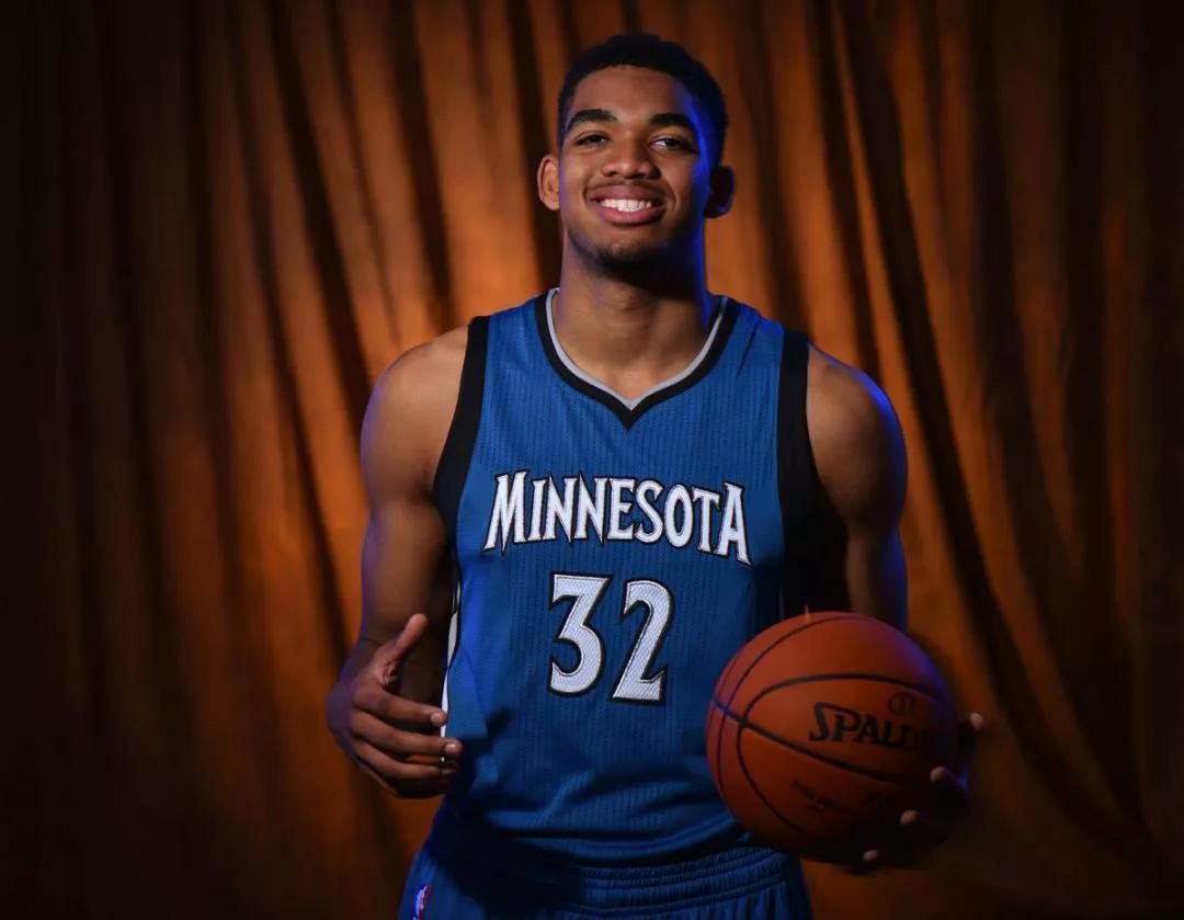 不惜花费巨 不惜花费巨