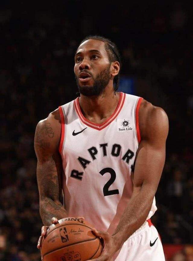 由明星选手 由明星选手